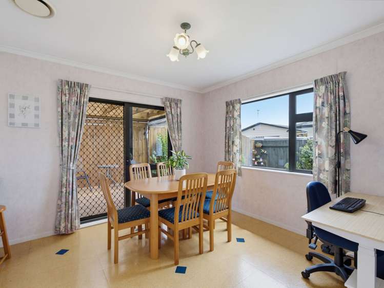 67 and 67A Rhodes Drive Kelvin Grove_12