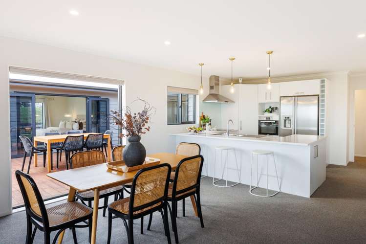 67 Albert Road Tokomaru_6