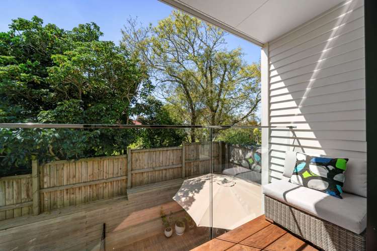 562d Beach Road Rothesay Bay_21