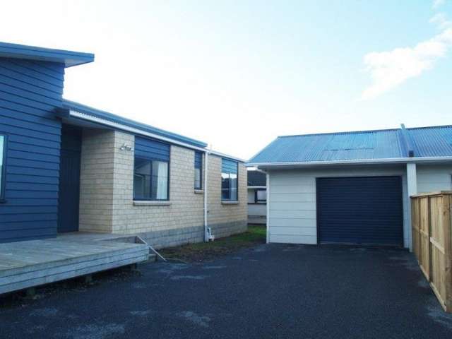 8a Raukawa Street Otaki_1