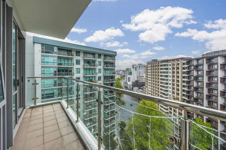 1401/30 Beach Road Auckland Central_16