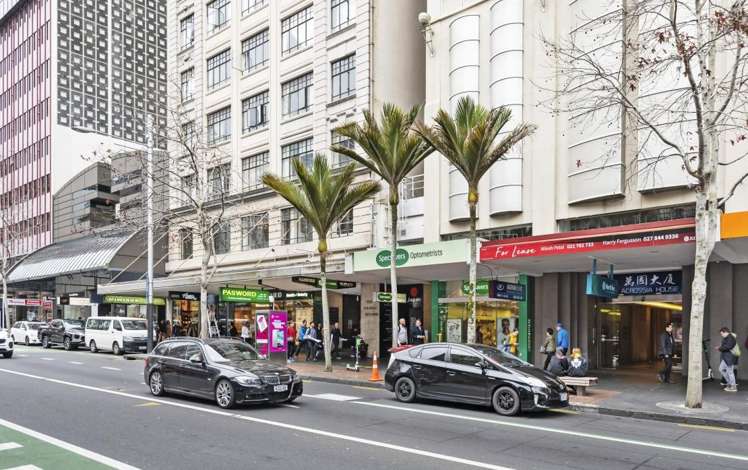 BA/155 Queen St Auckland Cbd_1