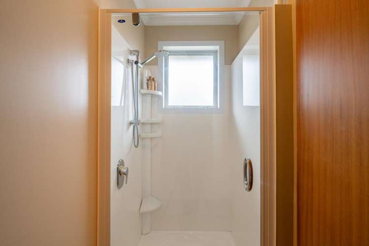 142 Catherine Street Windsor_12