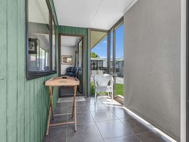 2/610 Queen Street West_1