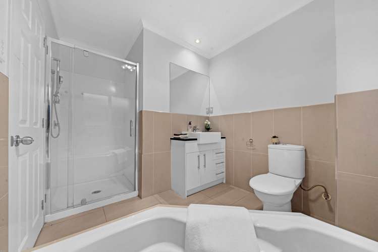 17 Andy Crescent Flat Bush_29