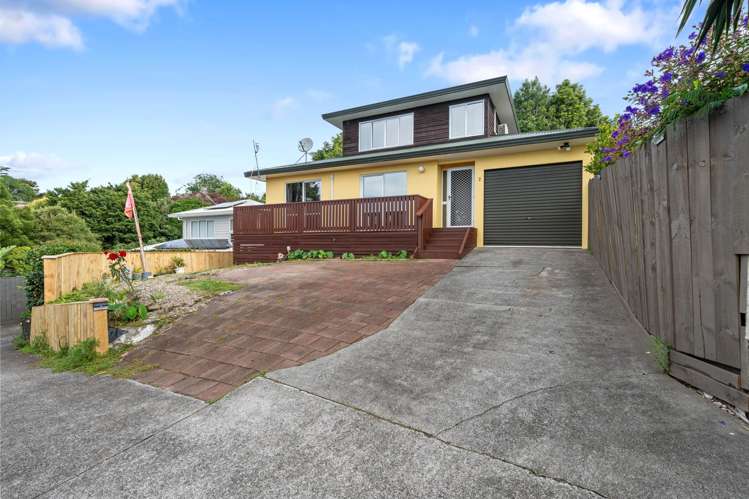 2/10 Lyell Court Clover Park_16