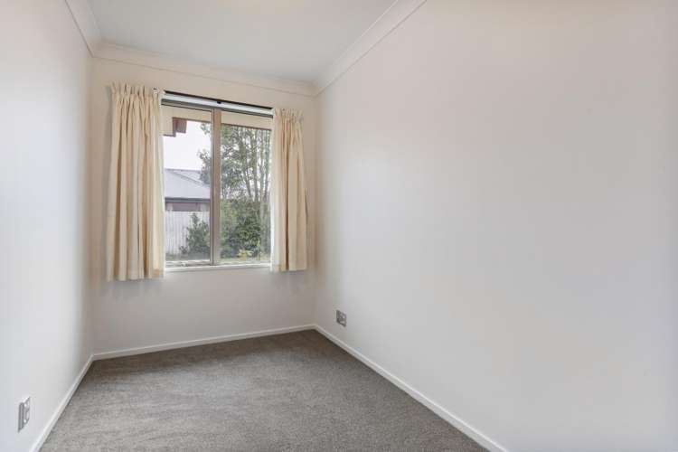 54 Pentecost Road 11353_15