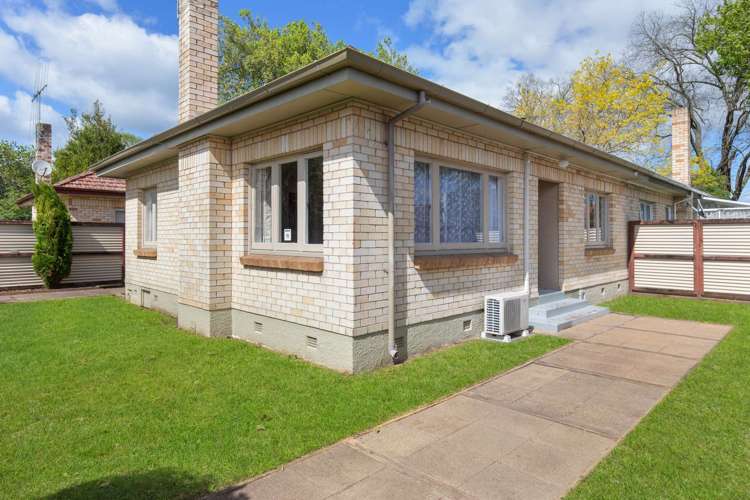 198 Grey Street Hamilton East_2