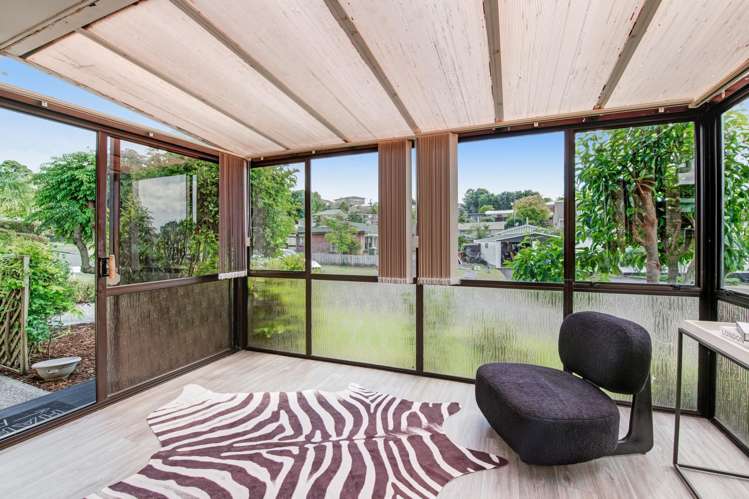 2/4 Eagle Place Red Beach_19