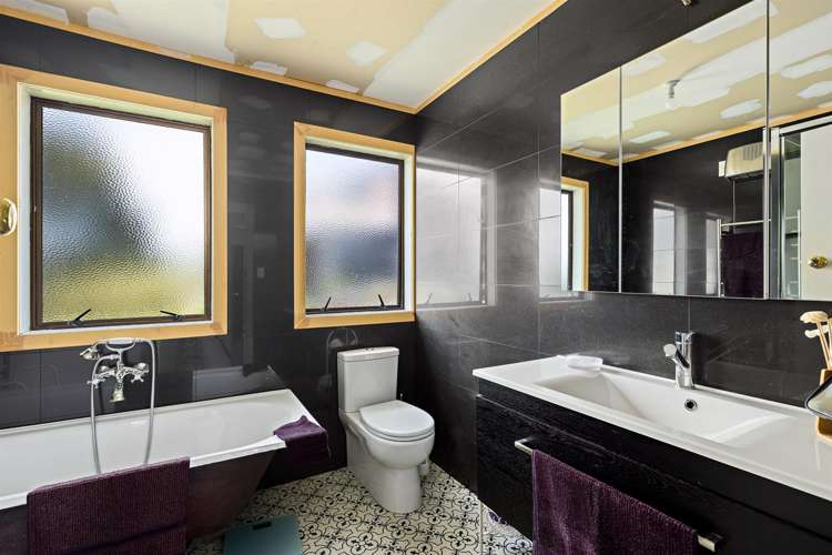 380 Kaipara Coast Highway Helensville_16