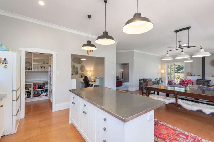 808 Whitemans Valley Road Whitemans Valley_13