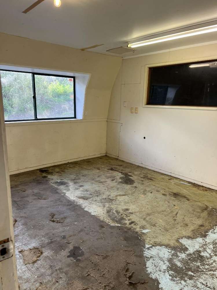 338 Redoubt Road Totara Park_15