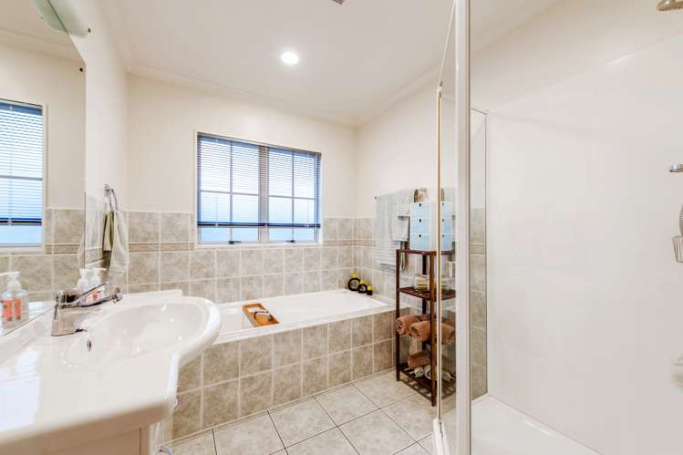 6 Mansion Court West Harbour_11