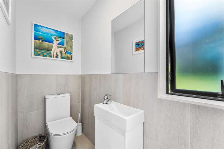 16 Seafarer Crescent Stanmore Bay_21