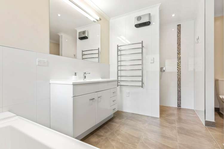 13 Hill Top Road East Pukekohe_25