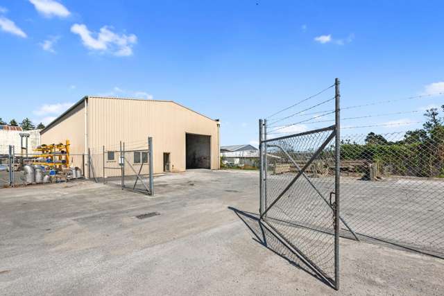 2/306 Chadwick Road Greerton_1