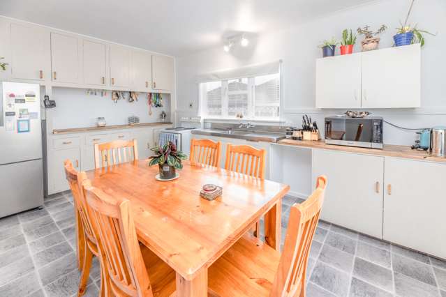 39 Rowan Avenue Aranui_1