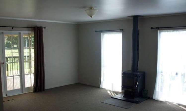 27B Royal Doulton Drive Pukekohe_4