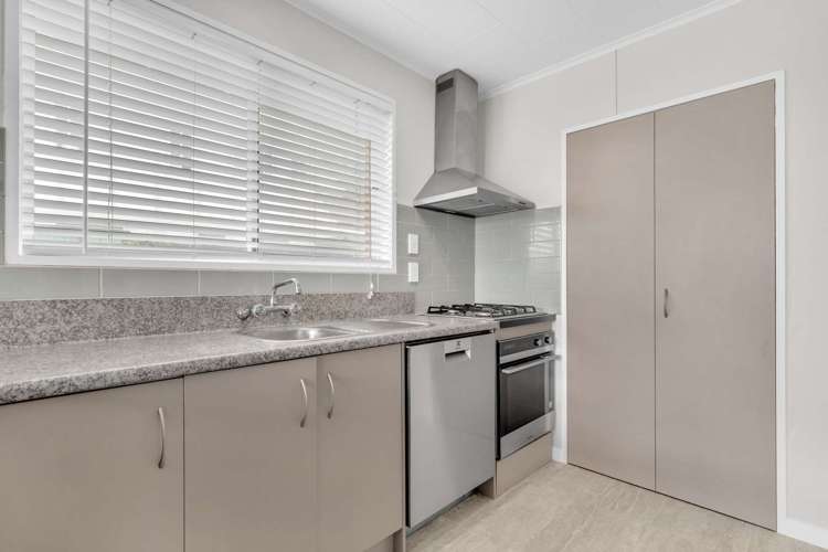 45b Robertson Street Glenholme_7