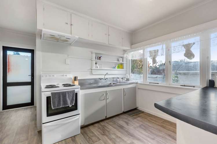 17 Liverpool Street Papakura_5