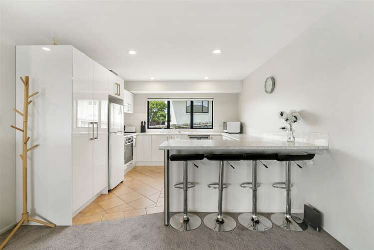 8a Aeroview Drive Beach Haven_8