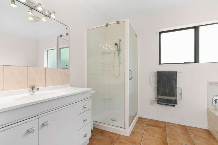 210 Ajax Road Whangamata_16