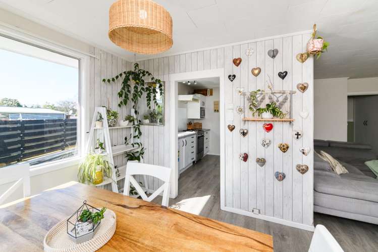 91 Apollo Parade Milson_6