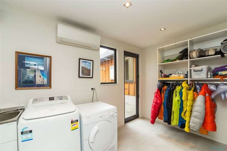 6 Kinross Lane Jacks Point_17