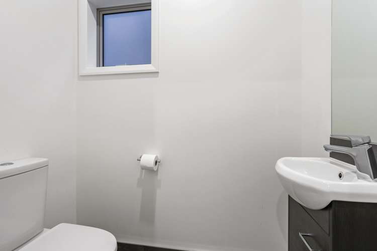 8 Myland Drive Hobsonville_16