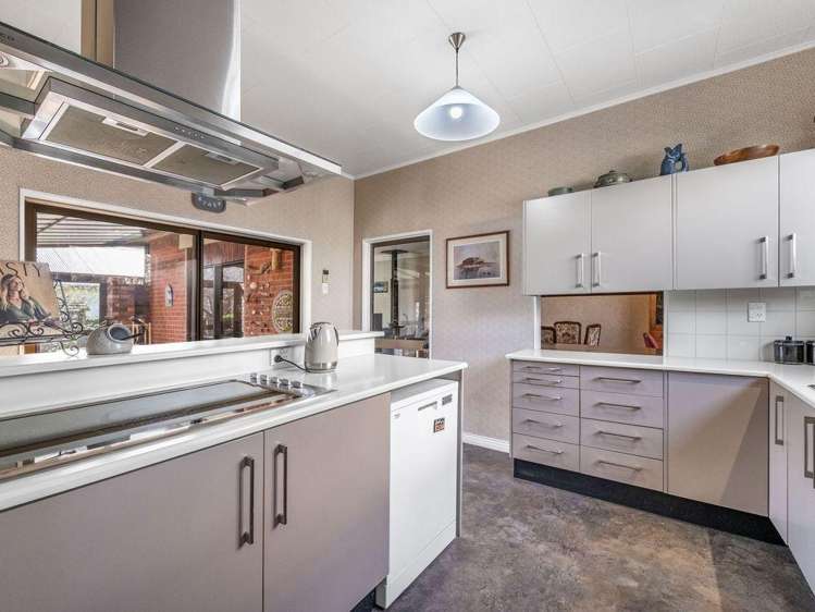  442 Queens Drive Windsor_3