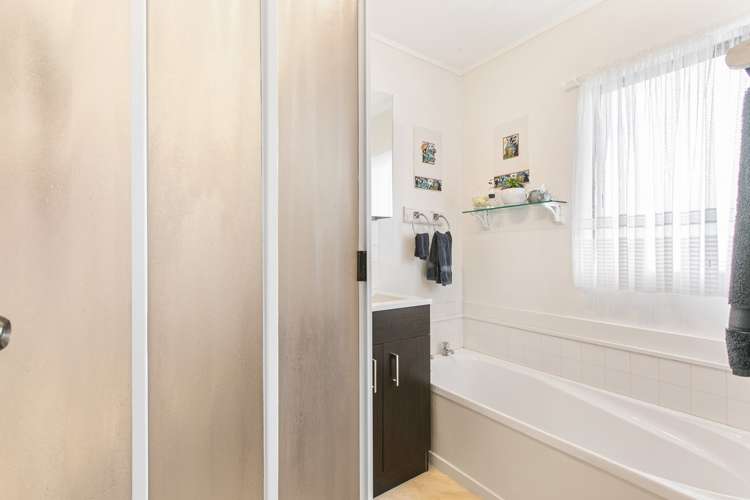 1 Barcroft Place Clendon Park_9