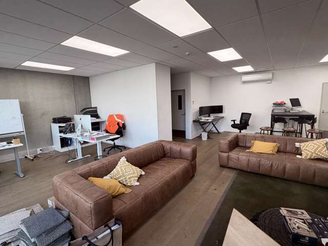 H/130 Hugo Johnston Drive Penrose_2