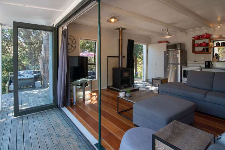 27 Bayview Crescent Duvauchelle_6