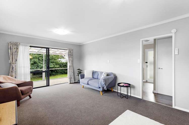 2/7 Norana Road Maoribank_6