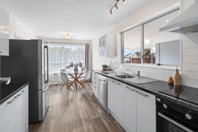 56 Charnwood Crescent Bishopdale_3