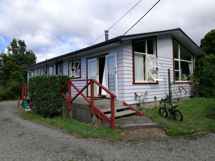 8 Ludlam Street Featherston_0