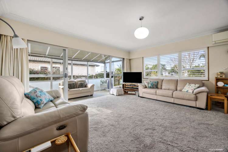 1/6 Melanie Place Orewa_6