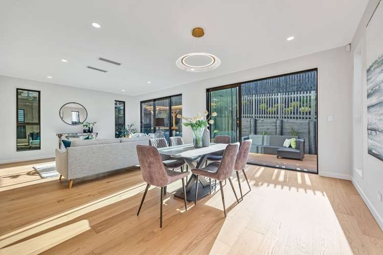 14 Pakirikiri Street Long Bay_29