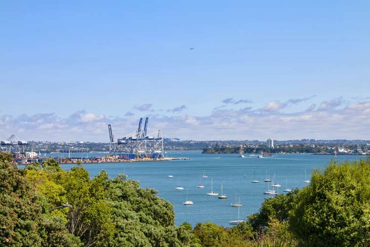 96 Paritai Drive Orakei_5