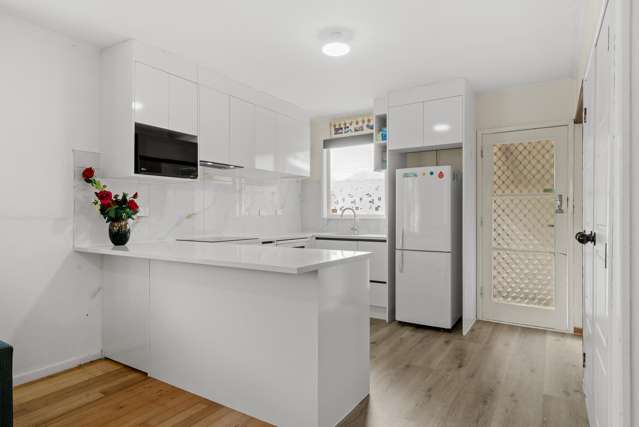 2/60 Grove Road Papakura_1