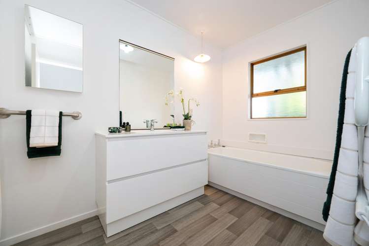 50 Napier Road Havelock North_12