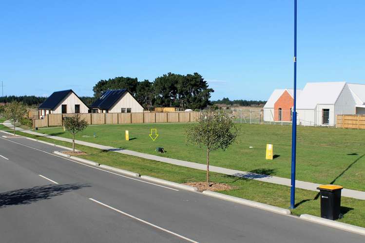 72 Tiritiri Moana Drive Pegasus_1