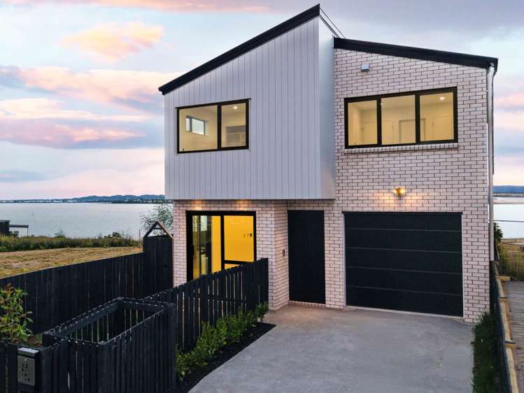 52 Picnic Point Road Hobsonville_1