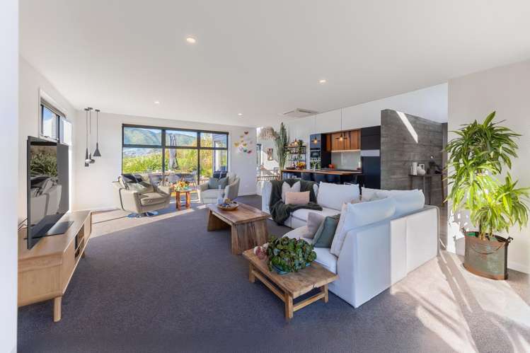 9 Te Heke Place Waikanae_6