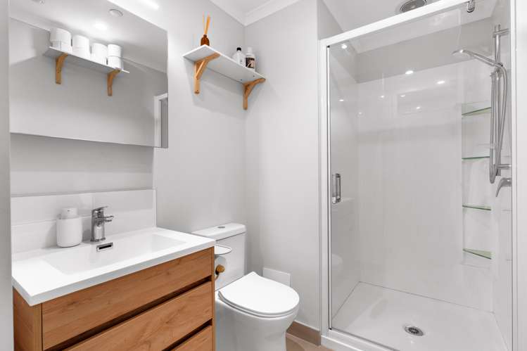 2/96 Clark Road Hobsonville_11