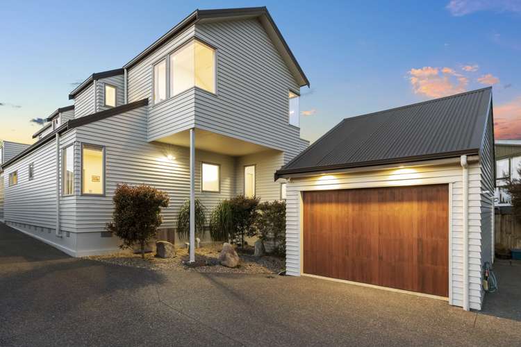 39 Williamson Avenue Belmont_21