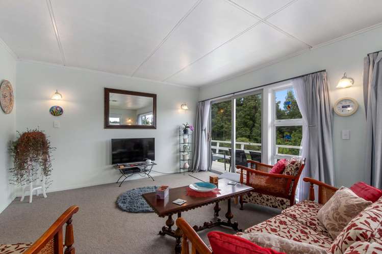 206 Old School Road Maungakaramea_3