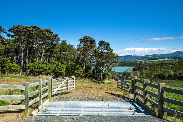 44 Bishop Lane Tawharanui Peninsula_3