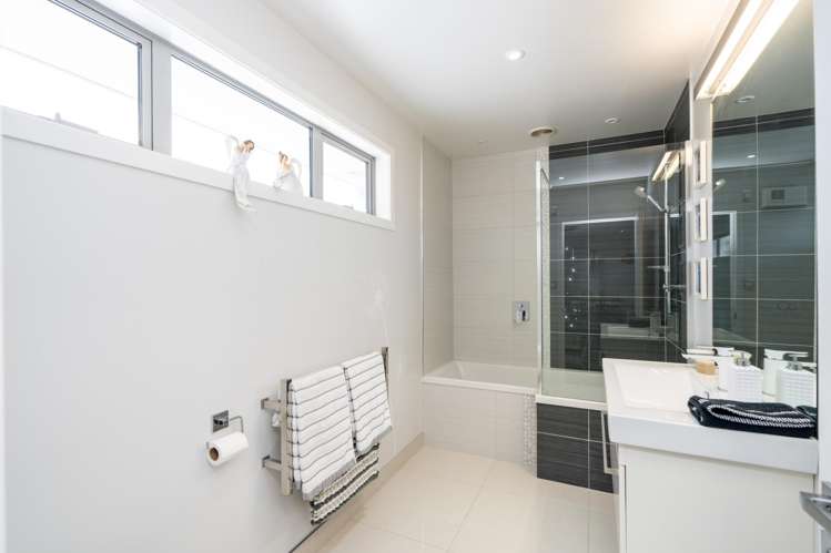 42 Russel Street Gladstone_23