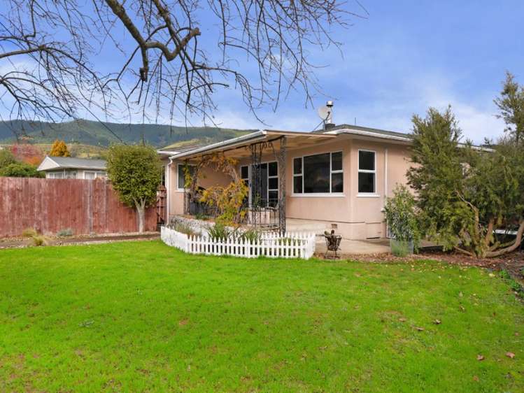 14 Sutton Street Richmond_13